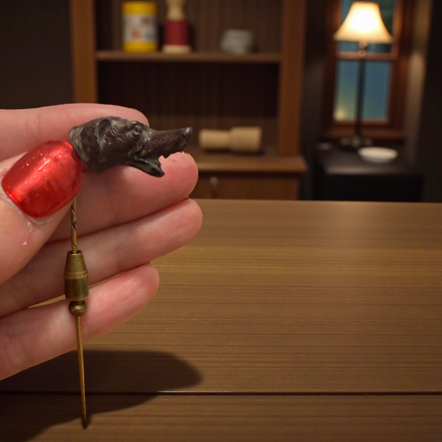 Hatpin antica spilla capolavoro con testa di cane, fine ‘800 primo ‘900