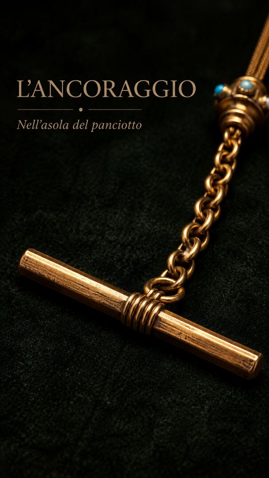 Albert chain da panciotto con moschettone e t-bar provvista di elementi decoratici, placcata oro