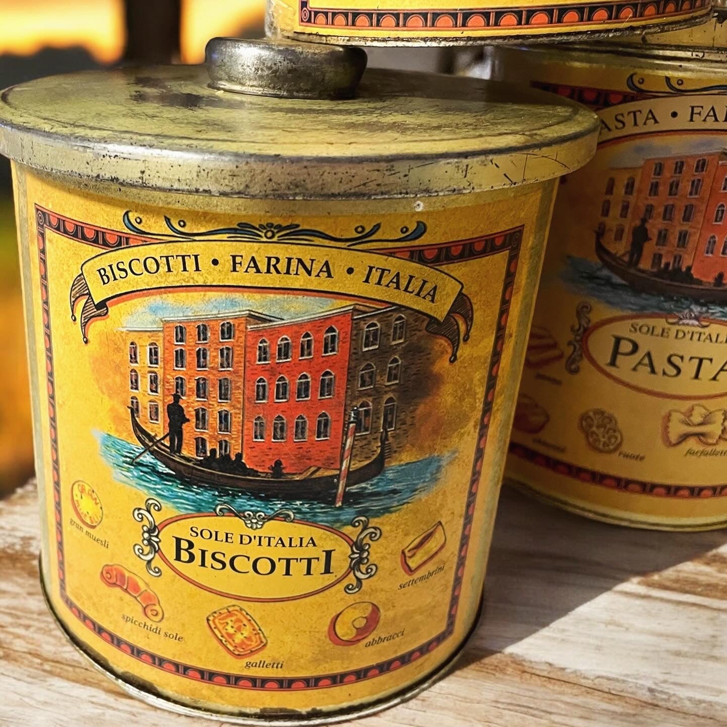 Set 7 scatole latta vintage Sole d’Italia