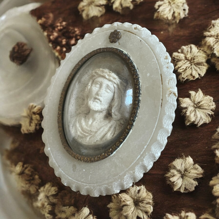 Antico medaglione da parete, Christus Patiens dietro vetro bombato, fine ‘800 - primo ‘900