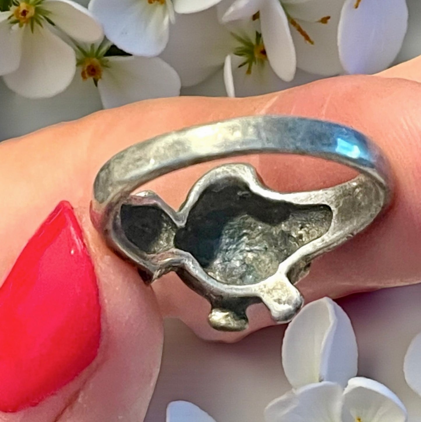 Anello in argento artigianale anni ‘60 con pesciolino