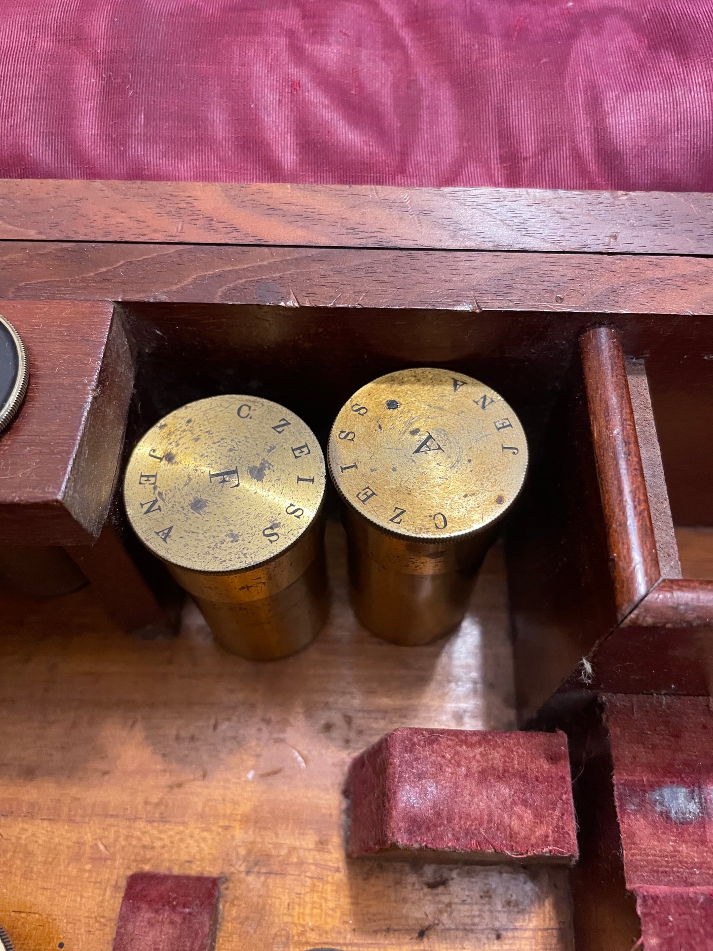 Microscopio museale Nachet con ottiche Zeiss di fine ‘800