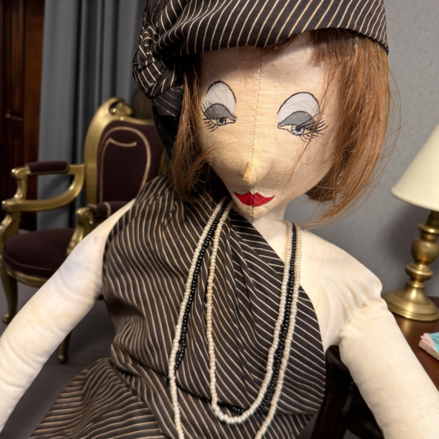 Bambola antica decorativa alta 1 metro, art Déco fatta a mano, circa anni ‘20-‘30