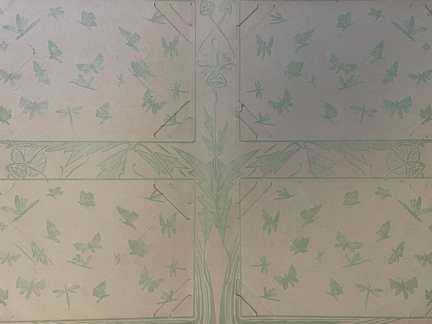 Album per cartoline, fine ottocento Art Nouveau con decorazione crisantemi