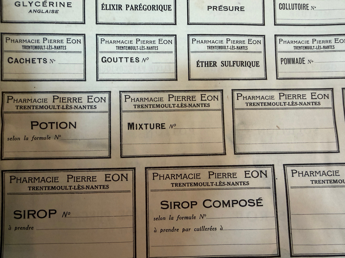 Antico catalogo per farmacisti, preparati galenici e medici; ca 1895-1915