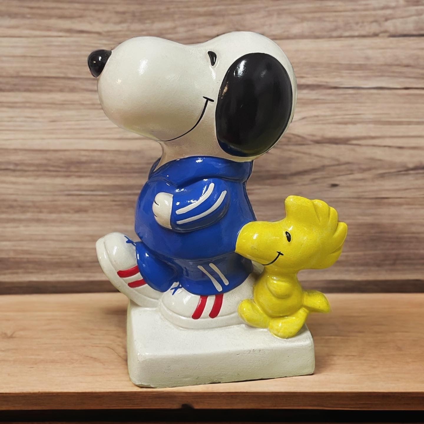 Vintage 70's Snoopy Piggy Bank ￼