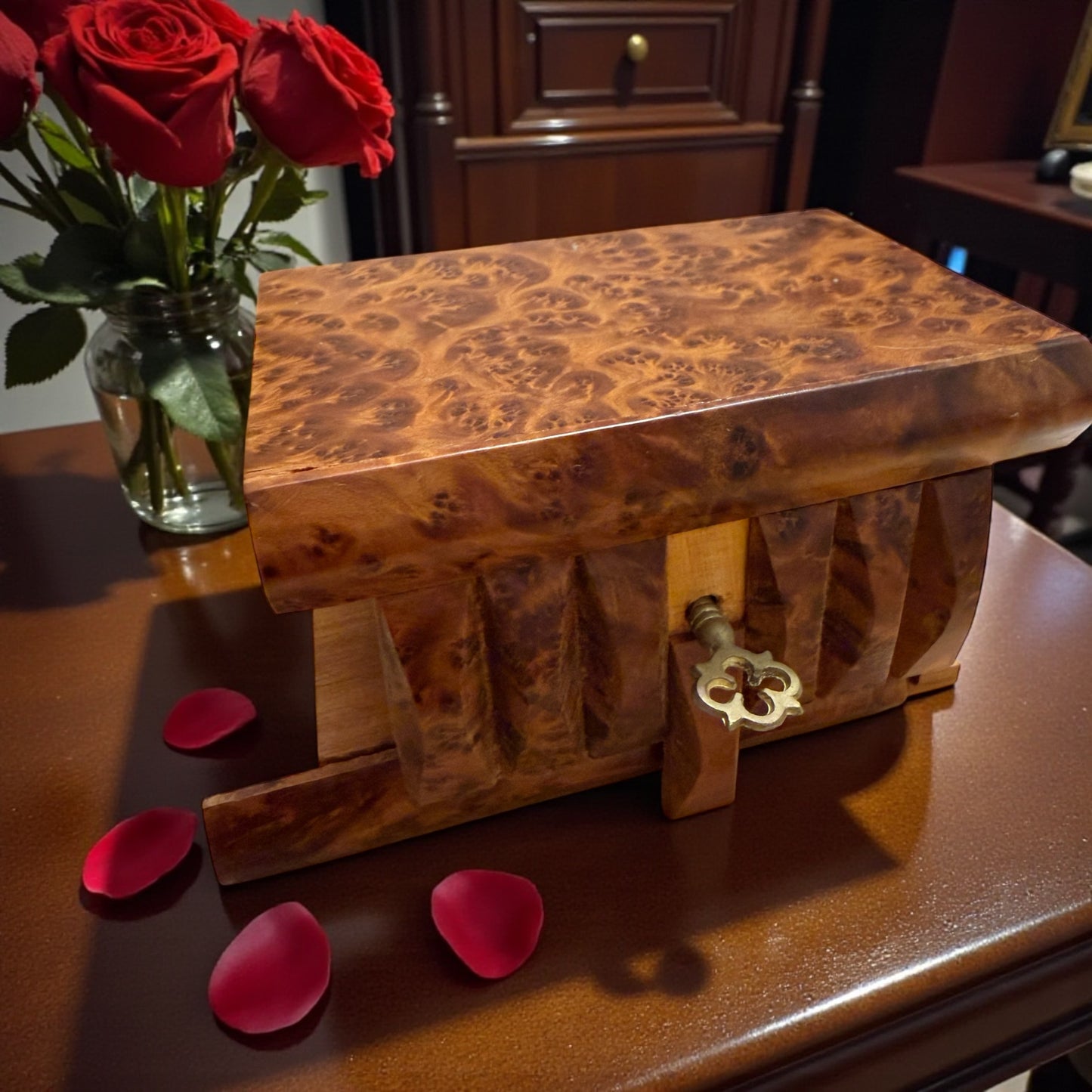 Scatola vintage ad apertura segreta in quattro passaggi, scomparto nascosto per la chiave