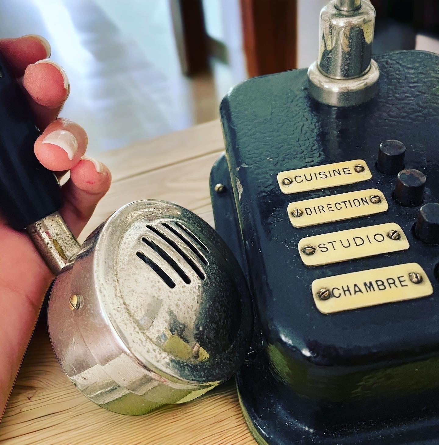 1930s switchboard telephone