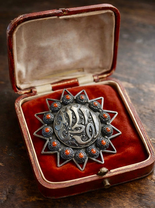 Pendente / spilla gioiello in argento pieno, antica gioielleria Berbera primi ‘900