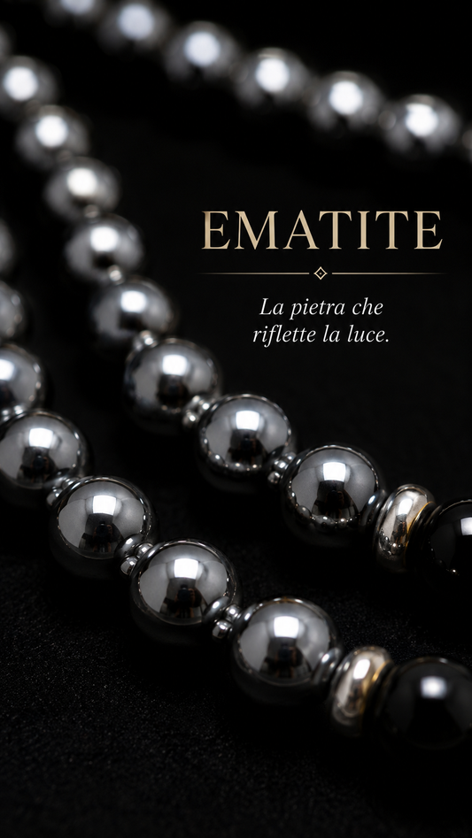 Splendido collier a due fili in perle lucidate di ematite con chiusura gioiello, anni ‘50-‘60