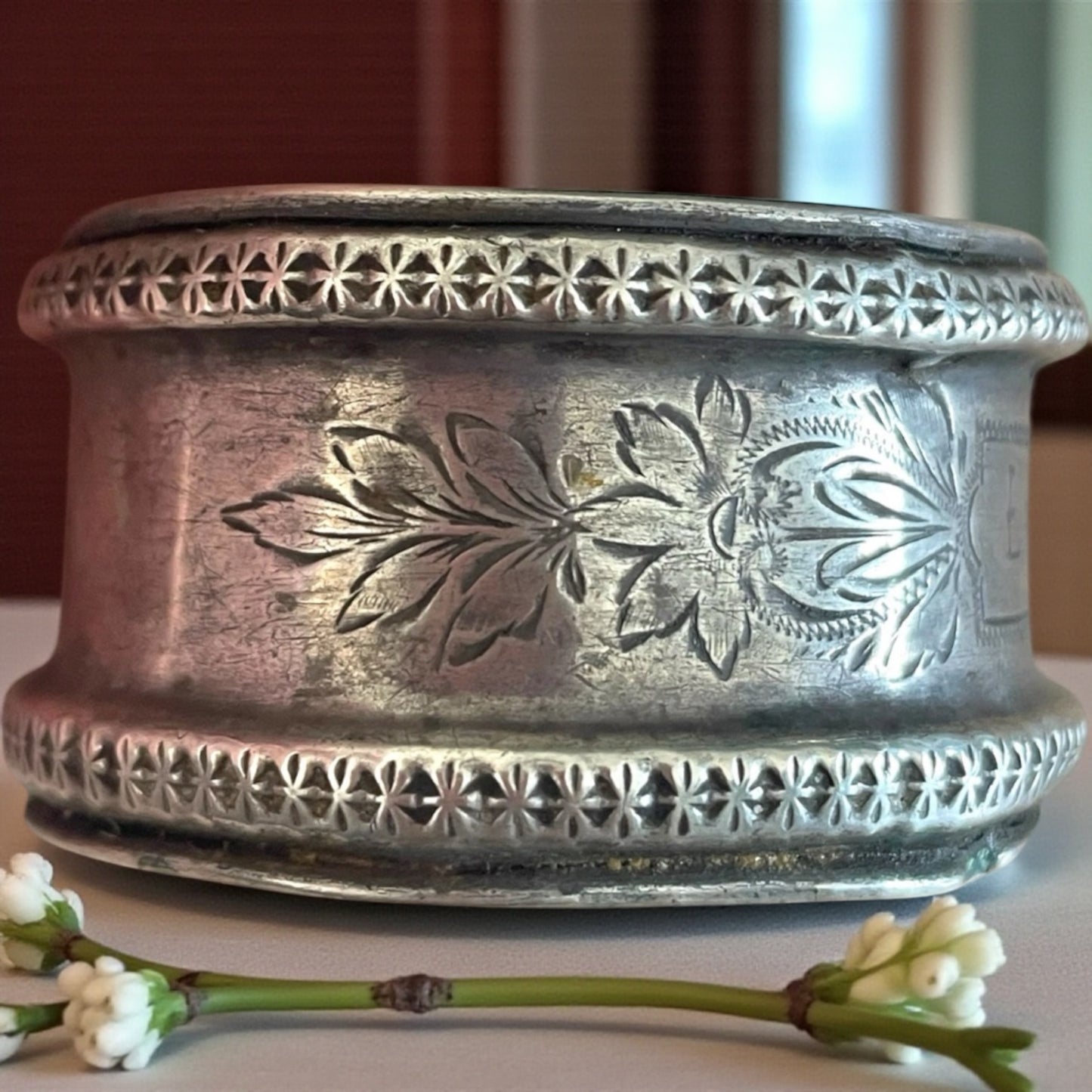 Coppia porta tovaglioli Liberty in argento 800, primissimo ‘900 italiani con incisi “Lina” e “Giuseppe”