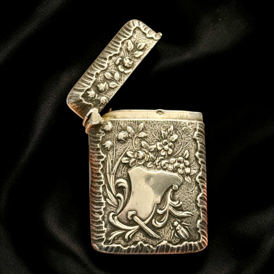 Vesta case in argento massiccio francese, cesello finissimo liberty fine ‘800