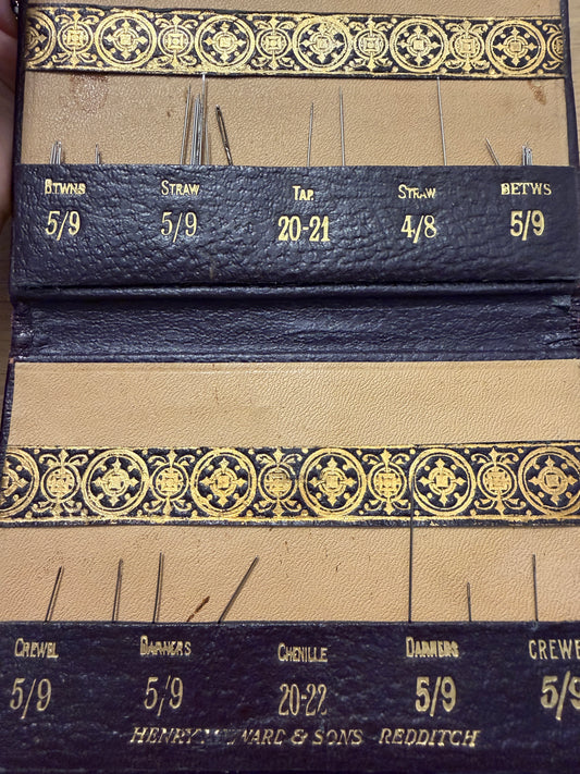 Antico porta aghi astuccio needle case completo Redditch primo ‘900