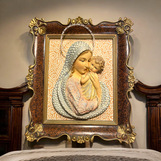 Madonna capoletto in gesso dipinto anni 40 tardo liberty fimata