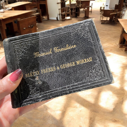 Antico libro formulario di ingegneria 1886