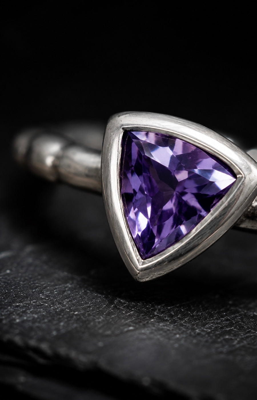 Anello fedina in argento 925 e ametista