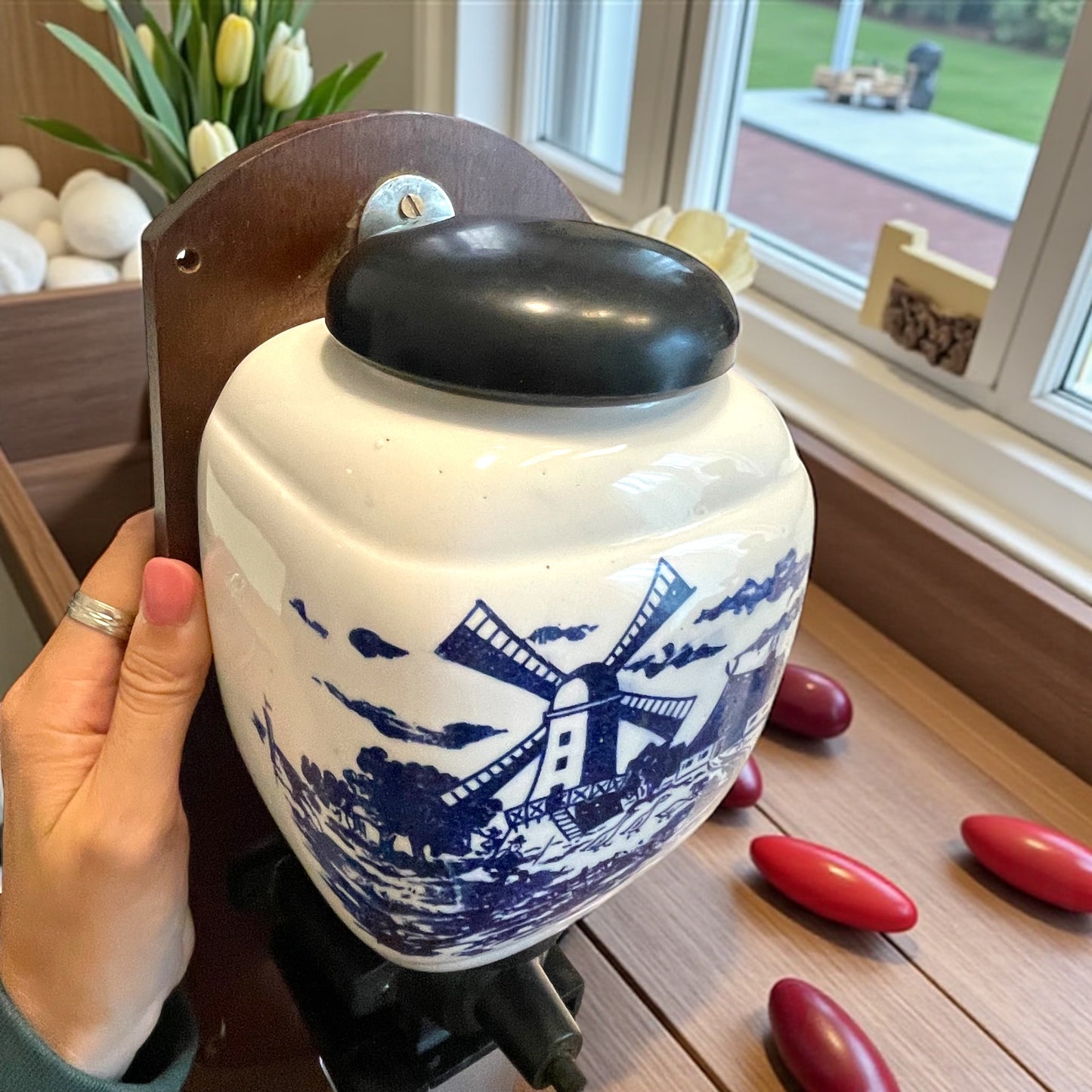 Macina caffè da muro a manovella olandese, anni ‘60 - ‘70