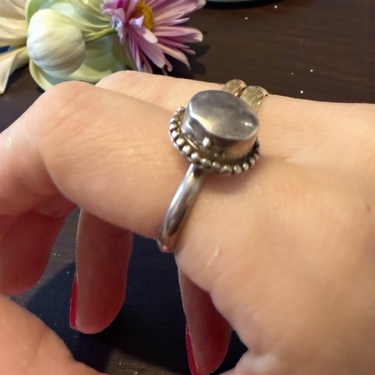 Anello devozionale con scomparto segreto da reliquia, primo ‘900 in argento 825