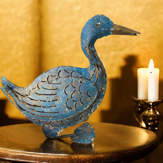 Iron bird candle holder