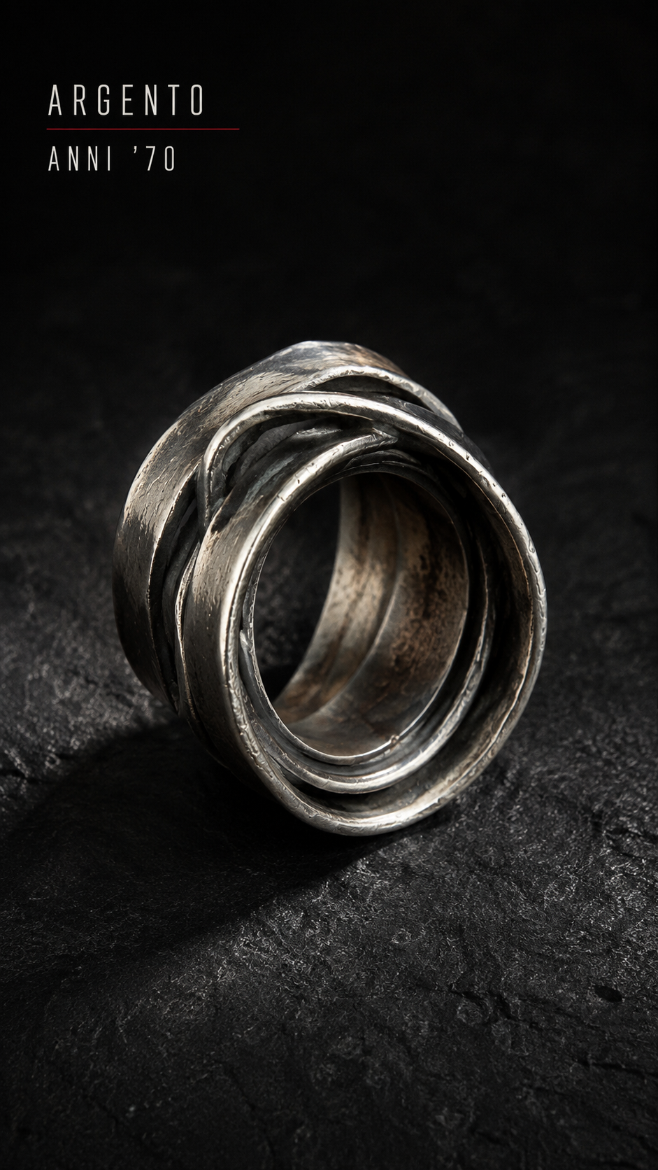 Creazione modernista anni ‘70 anello in argento massiccio punzonato mm diametro interno 17