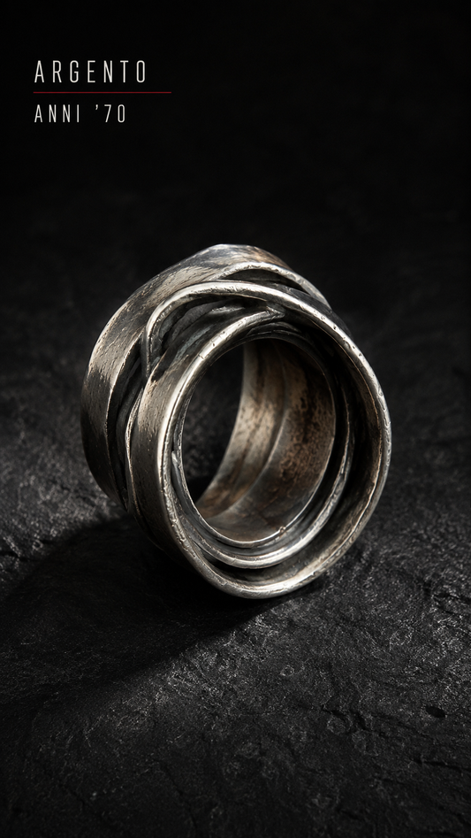 Creazione modernista anni ‘70 anello in argento massiccio punzonato mm diametro interno 17