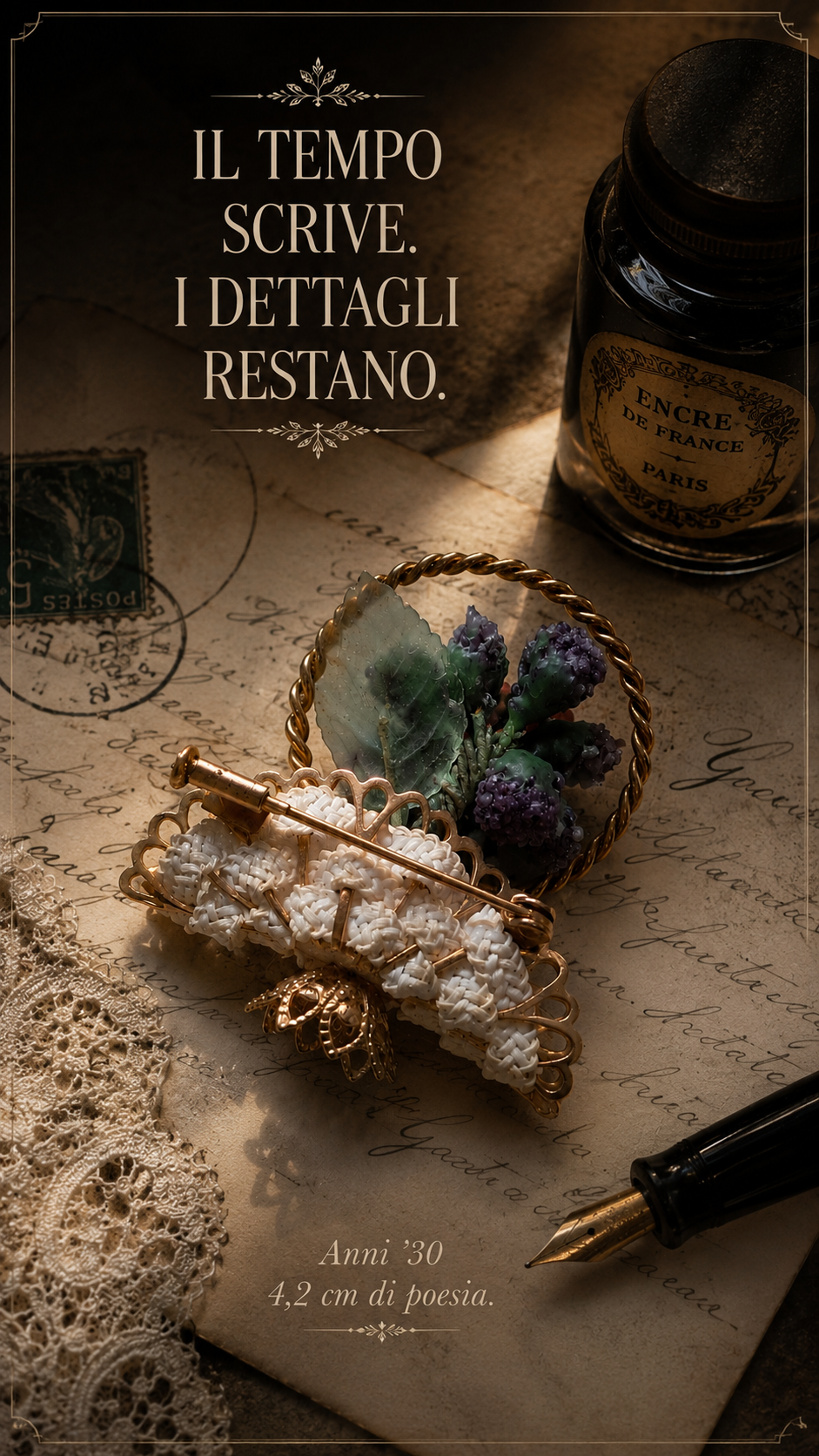 Antica spilla 30s basket brooch con sugared berries d’epoca