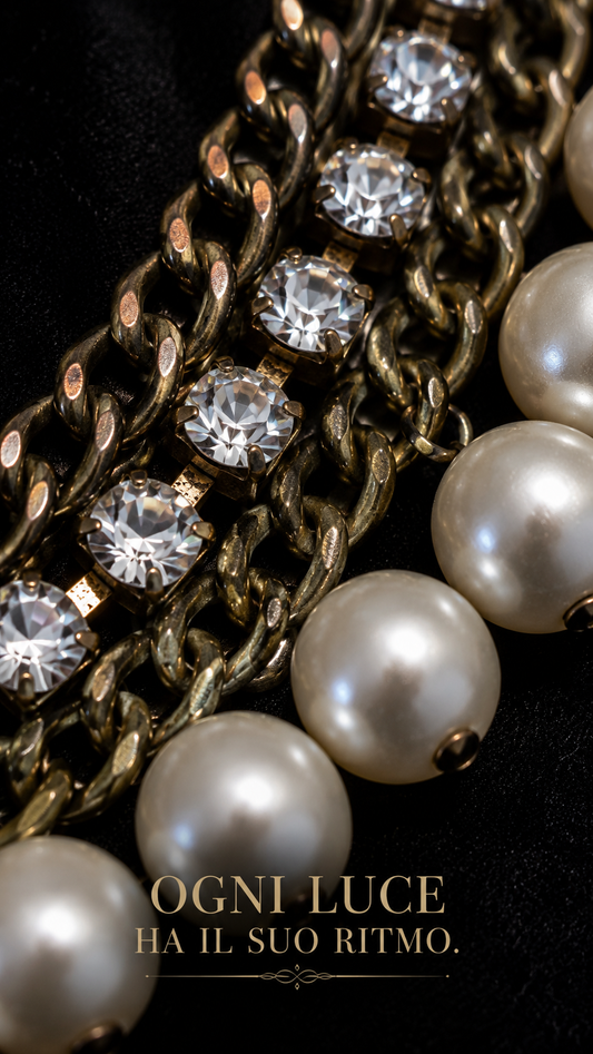 Collana statement con grandi perle e strass, regolabile, anni ‘80