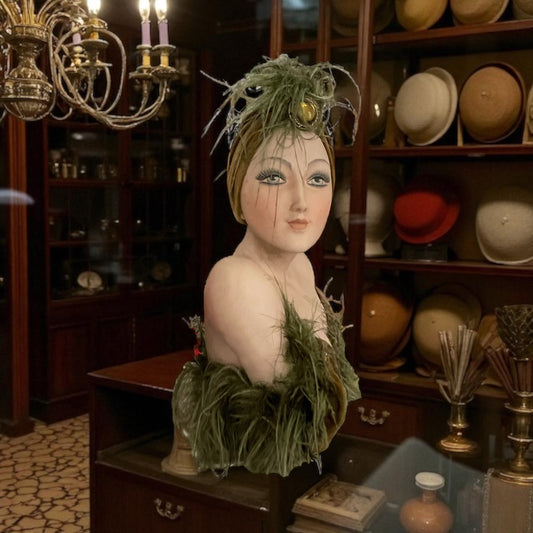 Superbo busto donna bisquit cappelleria francese, art déco anni ‘30