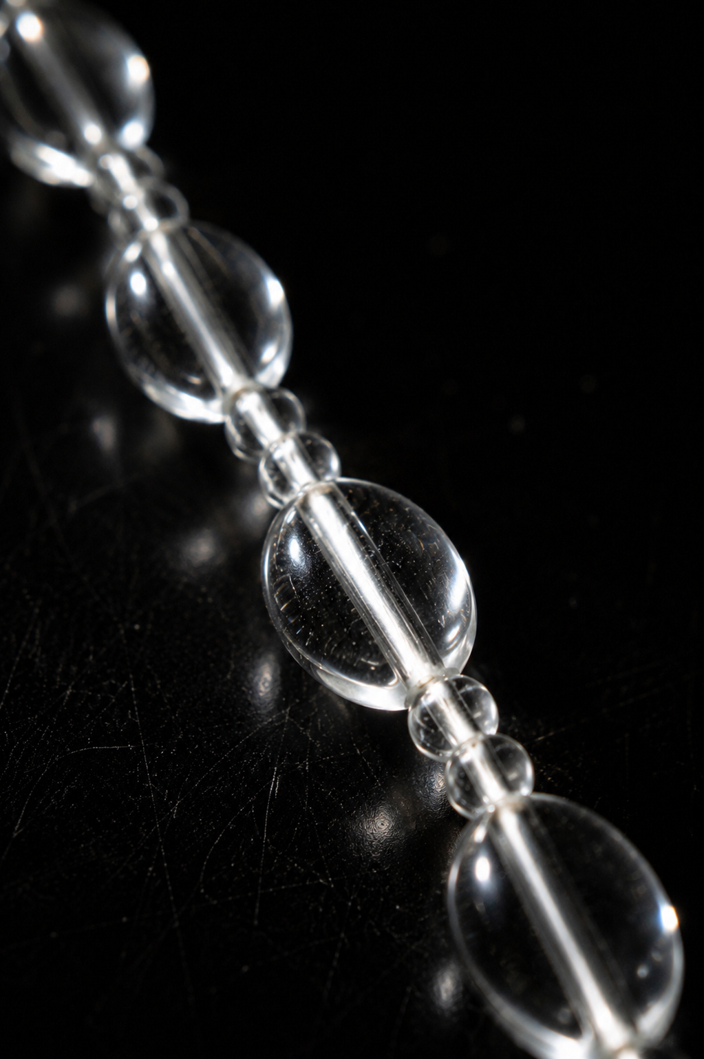 Collana choker americana in perle di vetro trasparente, anni ‘20