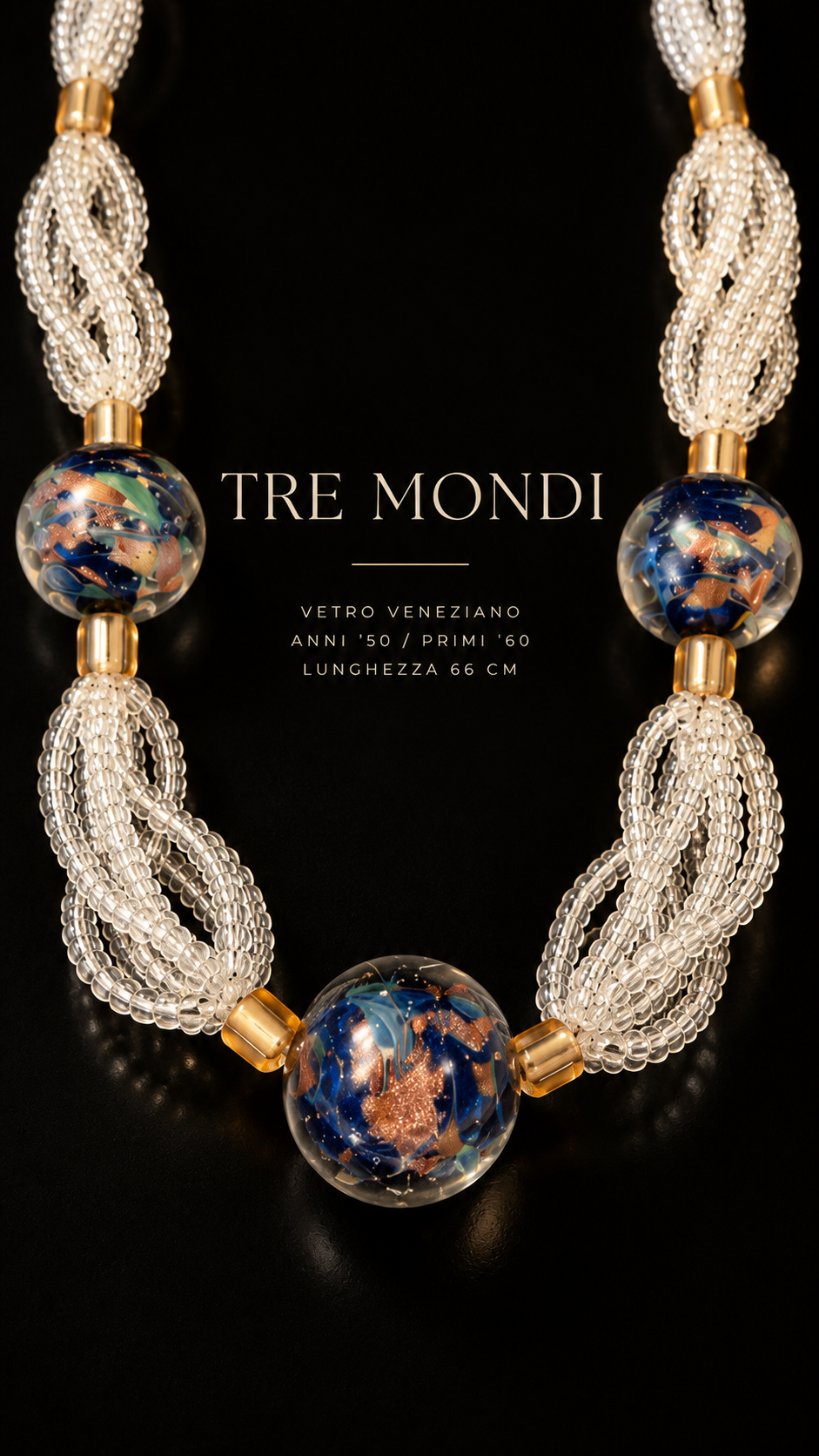 Collana multifilo in perline di vetro con tre grandi perle lavorate veneziane a guisa di pianeti, fine anni ‘50 primi ‘60