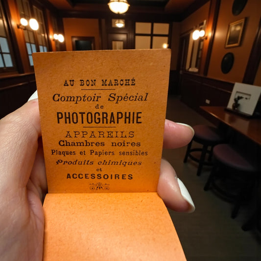 “Cinema da tasca”, antico flipbook fine ‘800 primo ‘900 Bon Marché