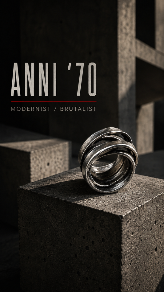 Creazione modernista anni ‘70 anello in argento massiccio punzonato mm diametro interno 17