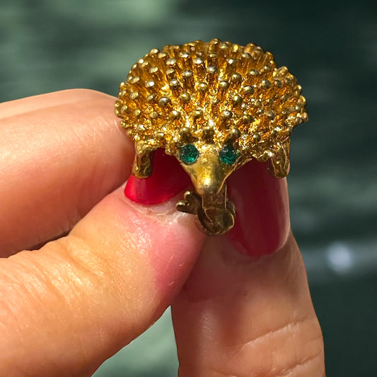 Spilla bigiotteria anni ‘60 americana riccio dorato