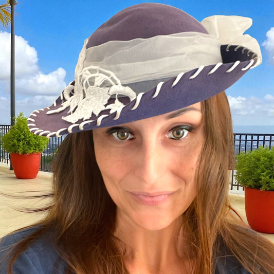 Cappellino in feltro blu viola anni ‘50 rivisitato da cerimonia
