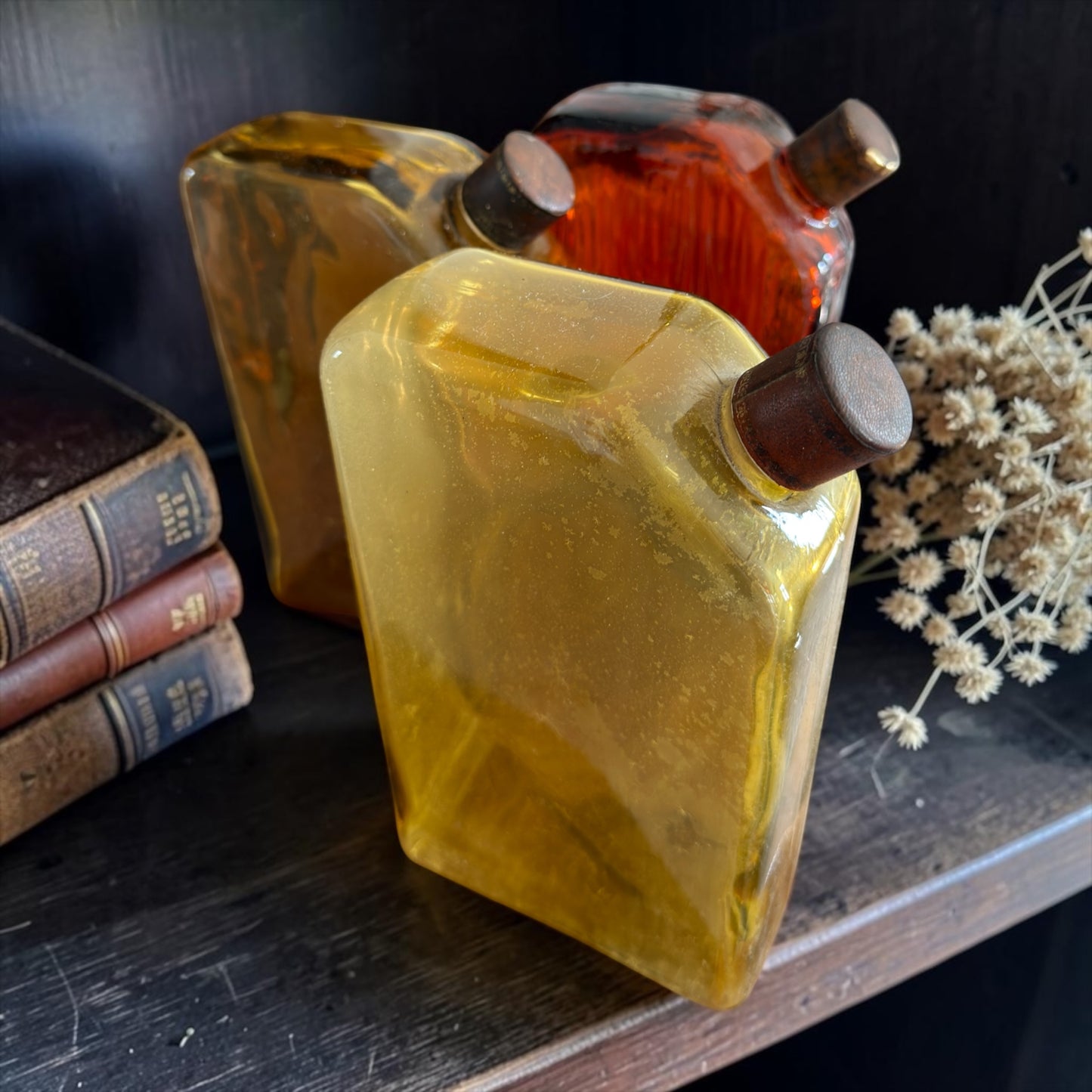 Tantalus anni ‘40, nascondiglio porta liquori a guisa di libri antichi