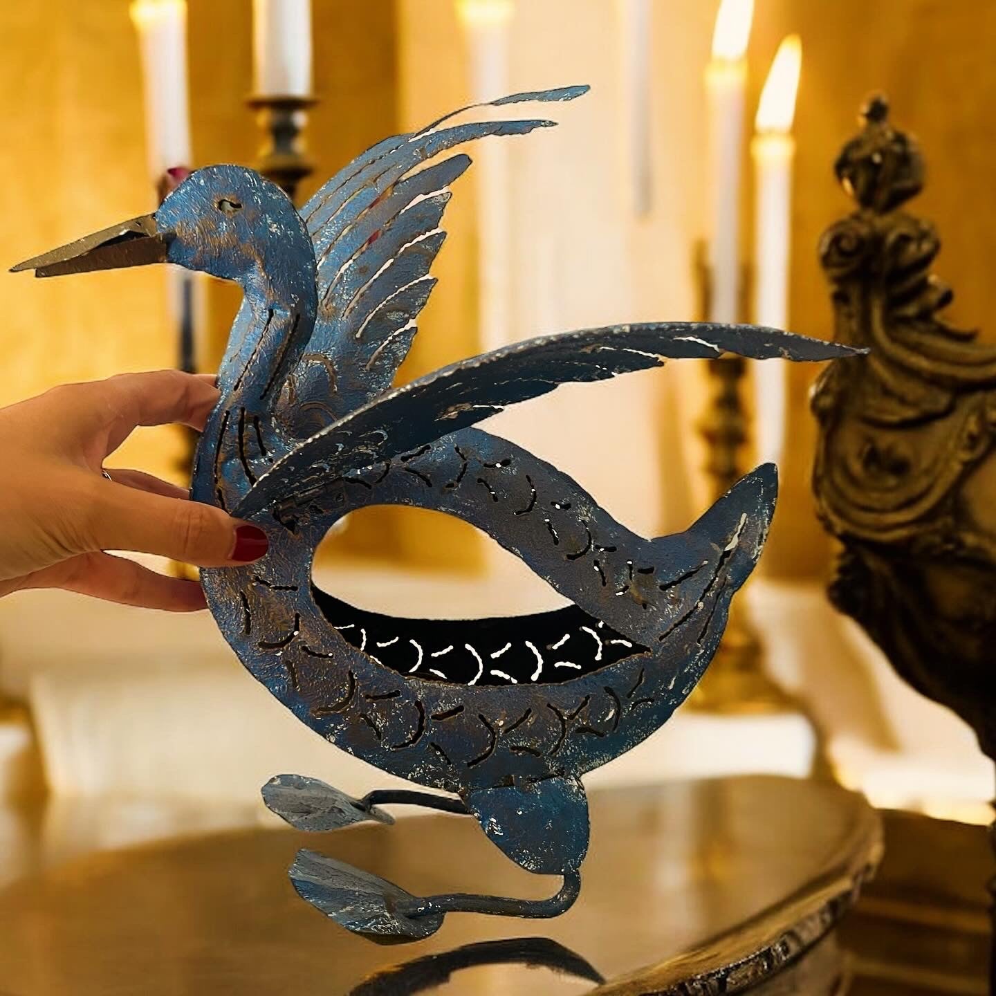 Iron bird candle holder