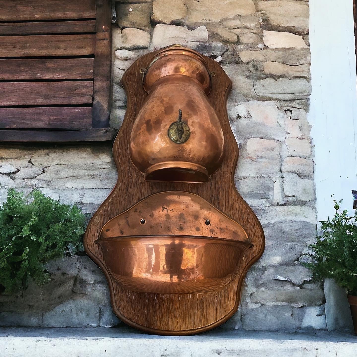 Copper planter in the shape of a fountain