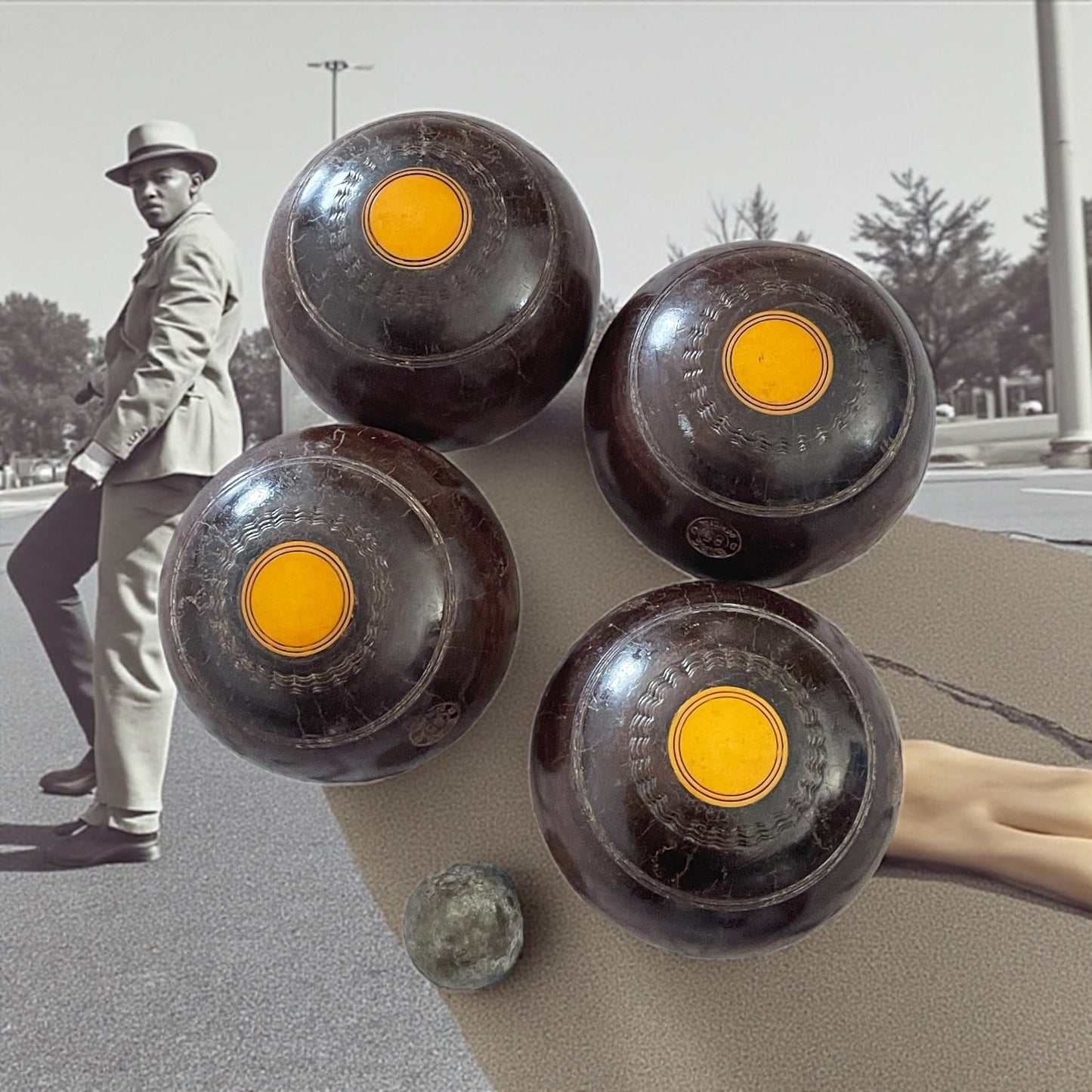 Set bocce agonistiche scozzesi con jack, casa Thomas Taylor, anni ‘20-‘30