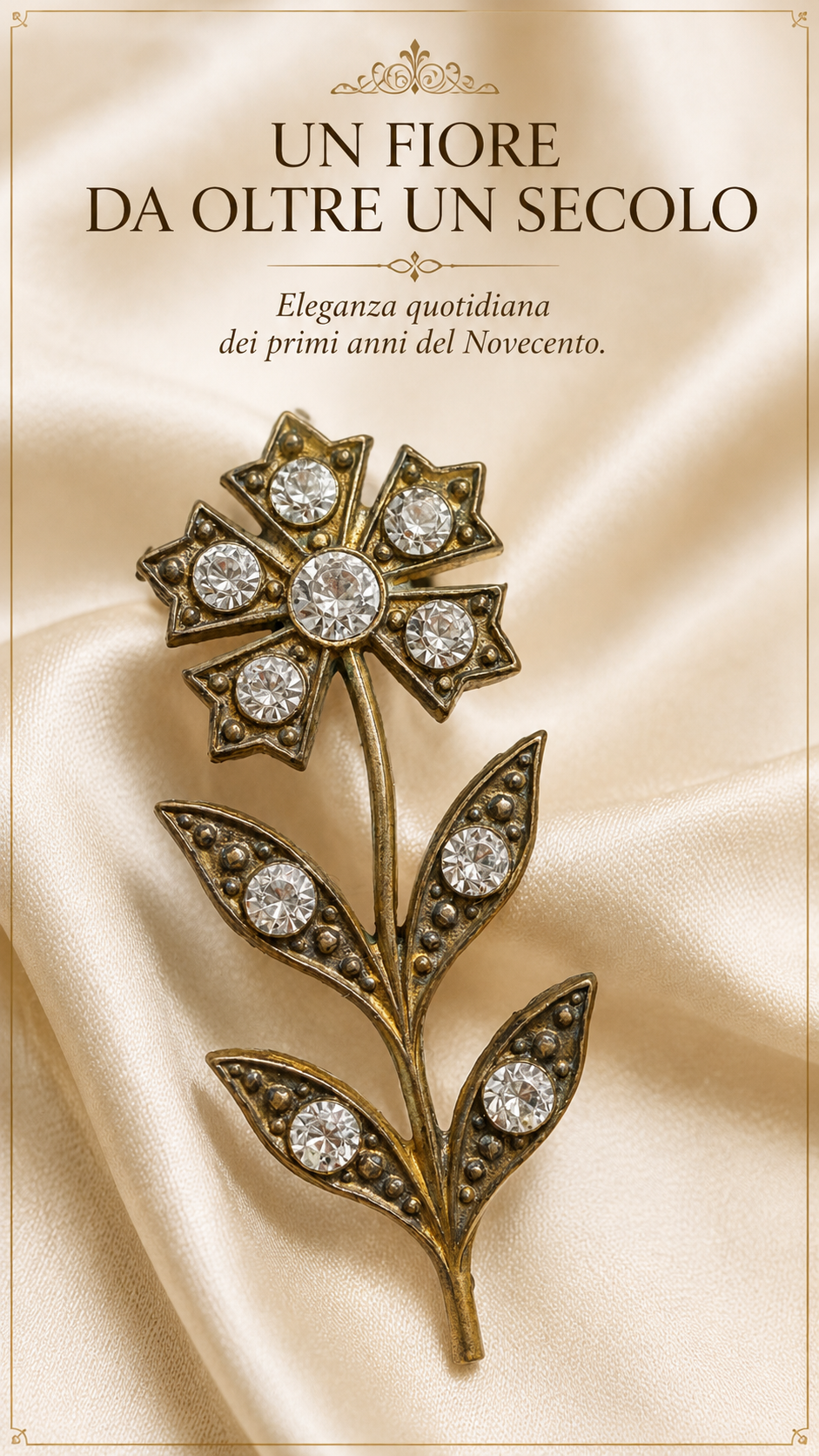 Spilla antica a guisa di fiore con belle paste vitree originali Belle Époque primi ‘900