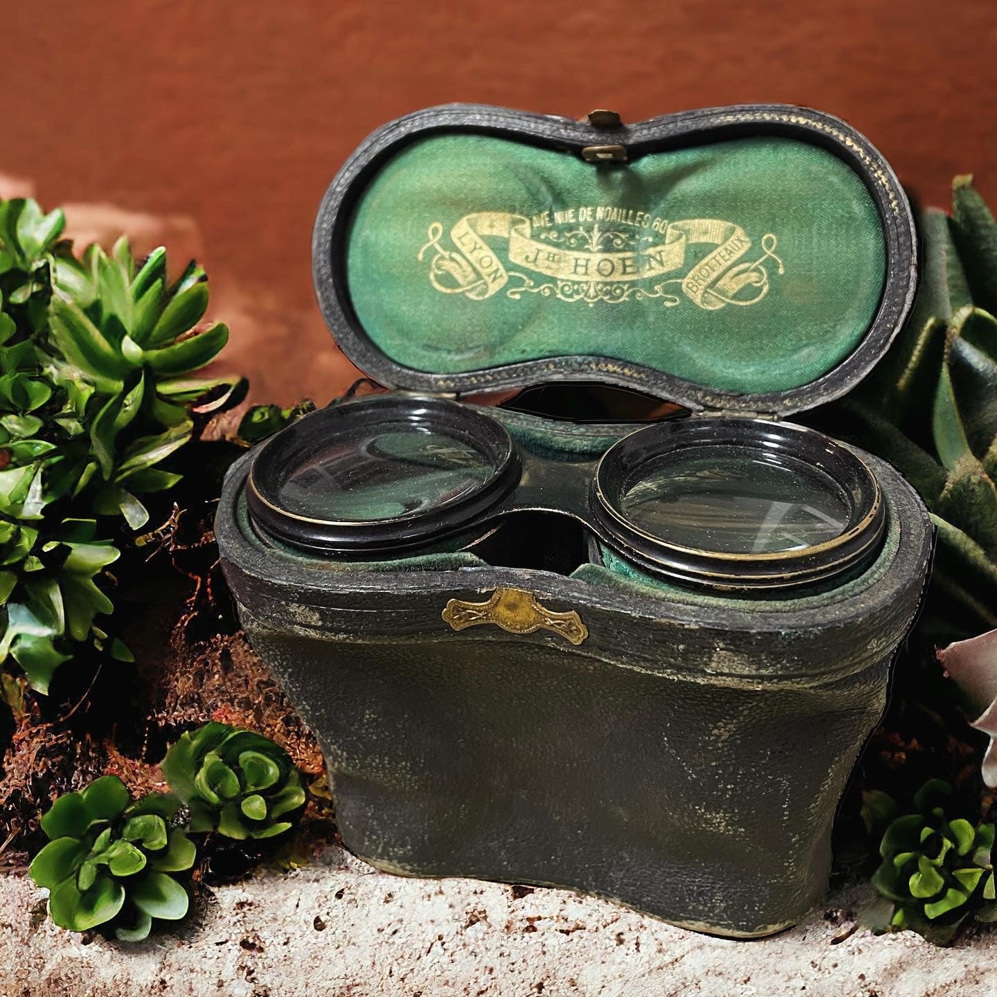 Antique men's theatre binoculars