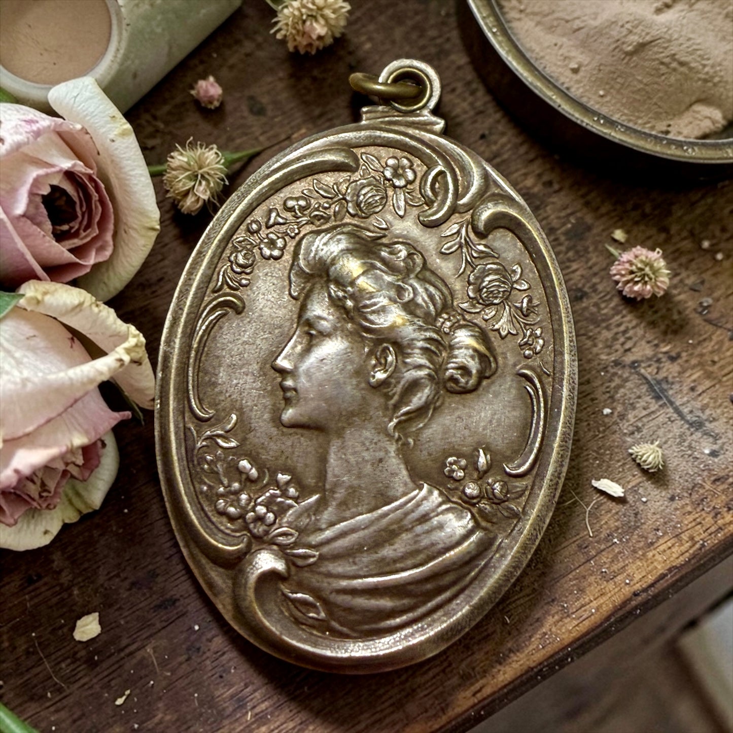 Antico pendente specchio scorrevole da châtelaine, bifacciale, argentato art Nouveau