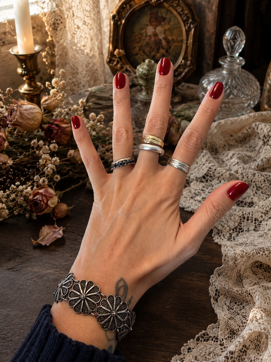 Antico bracciale egiziano anni ‘20 in argento titolo 800
