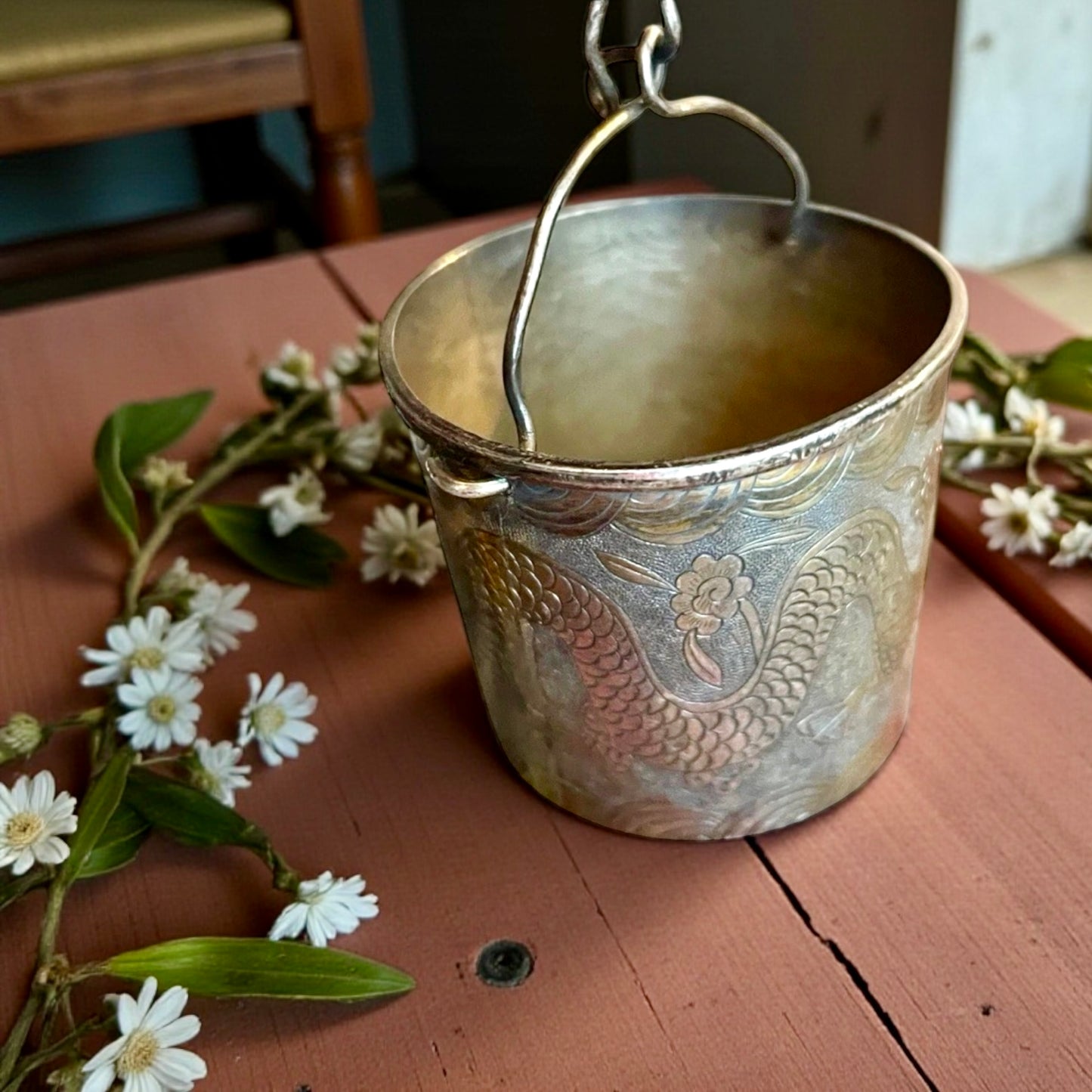Antico filtro colino da tè con fenice orientale in argento, primo ‘900