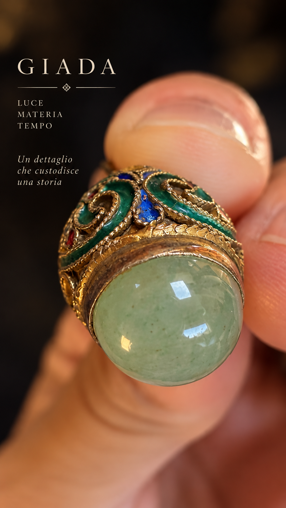 Pendente ciondolo gioiello argento dorato con smalto policromi e giada, stile Uova di Fabergé