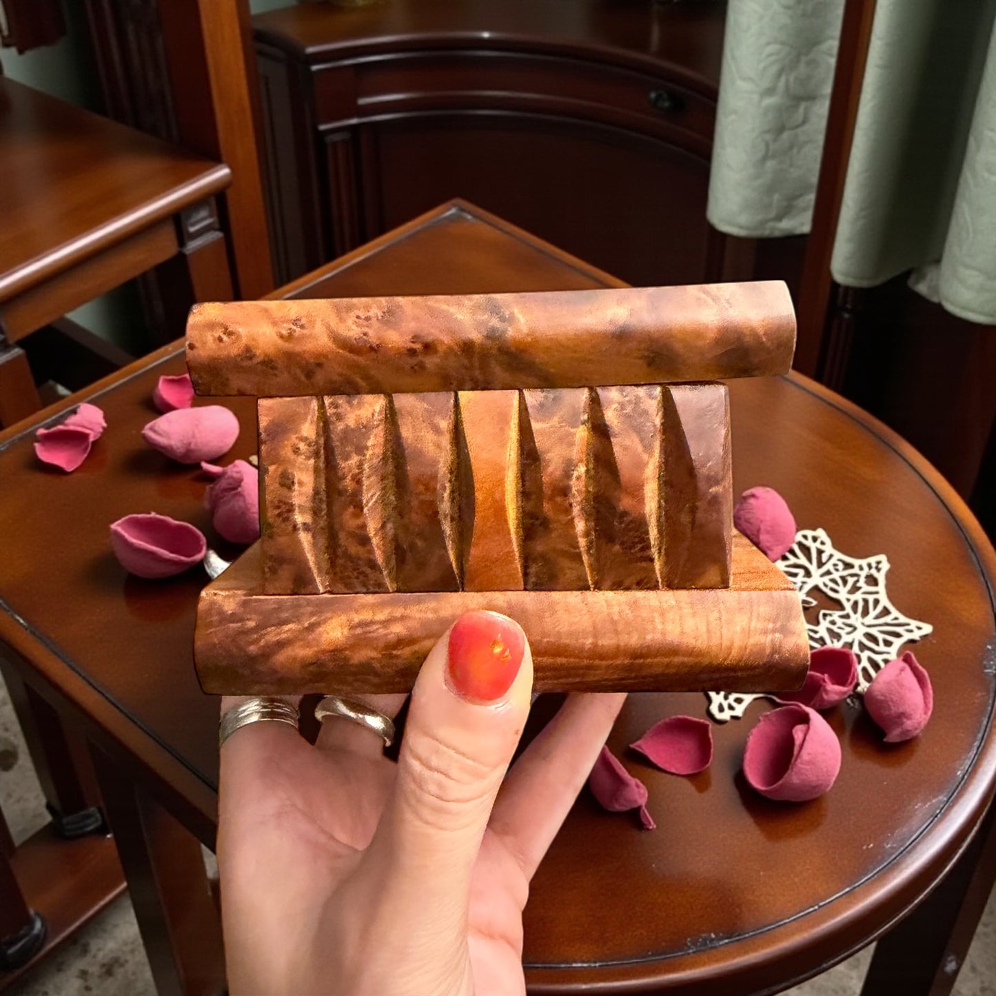 Scatola vintage ad apertura segreta in quattro passaggi, scomparto nascosto per la chiave