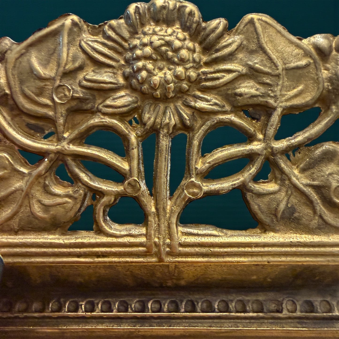 Cofanetto in ottone Liberty a scomparti da scrivania, per francobolli