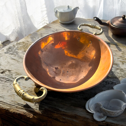 Ciotola alzata in rame anni ‘50