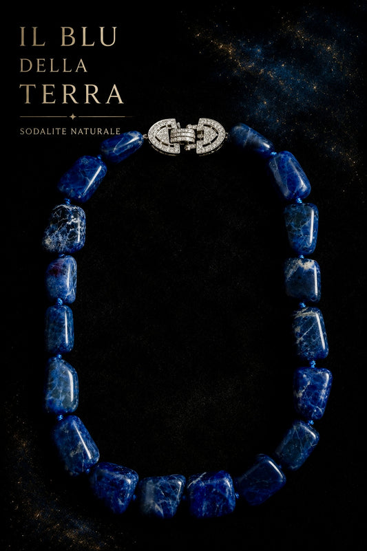 Splendida collana in autentica sodalite con chiusura gioiello