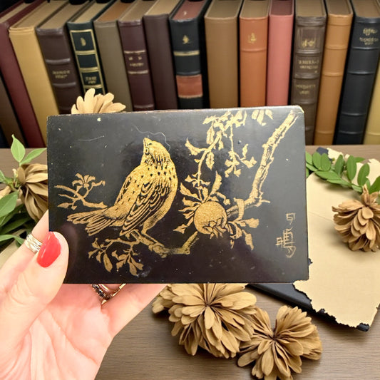 Cofanetto in papier mâché con decorazione usignolo, laccato, anni ‘40-‘50