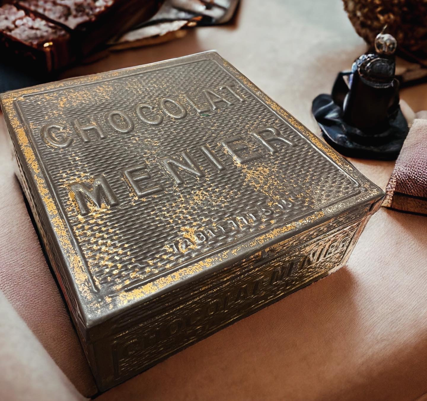 Chocolat Menier Tin Box